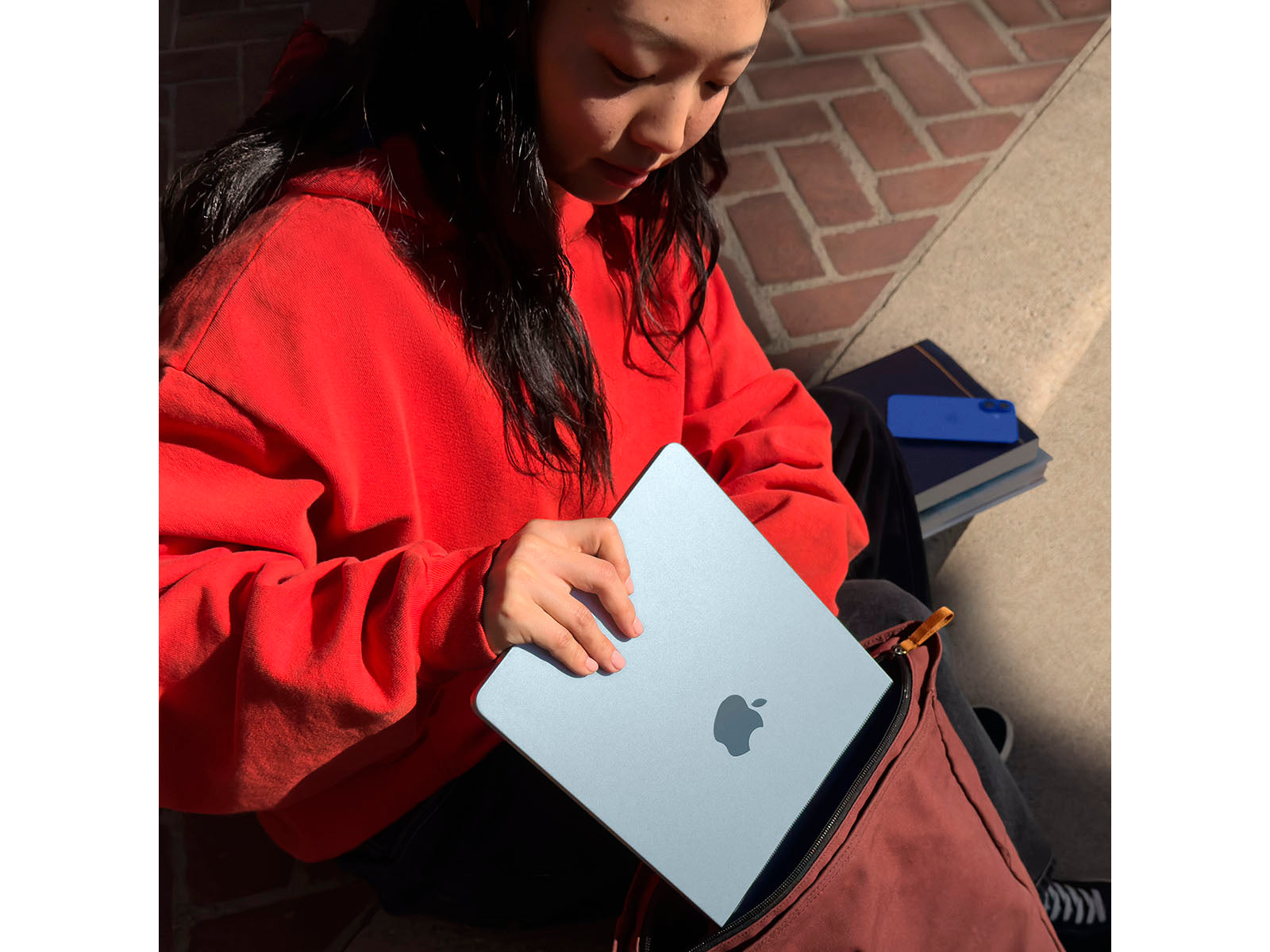 MacBook Air 2025 13" M4 10CPU, 8GPU, 16GB, 256GB - Himmelblå - (MC6T4DK/A)