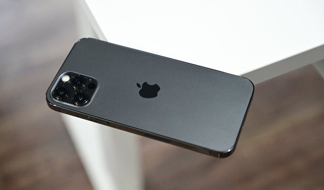 Rygte: iPhone 17 Pro får effektiv dampkammer-køling