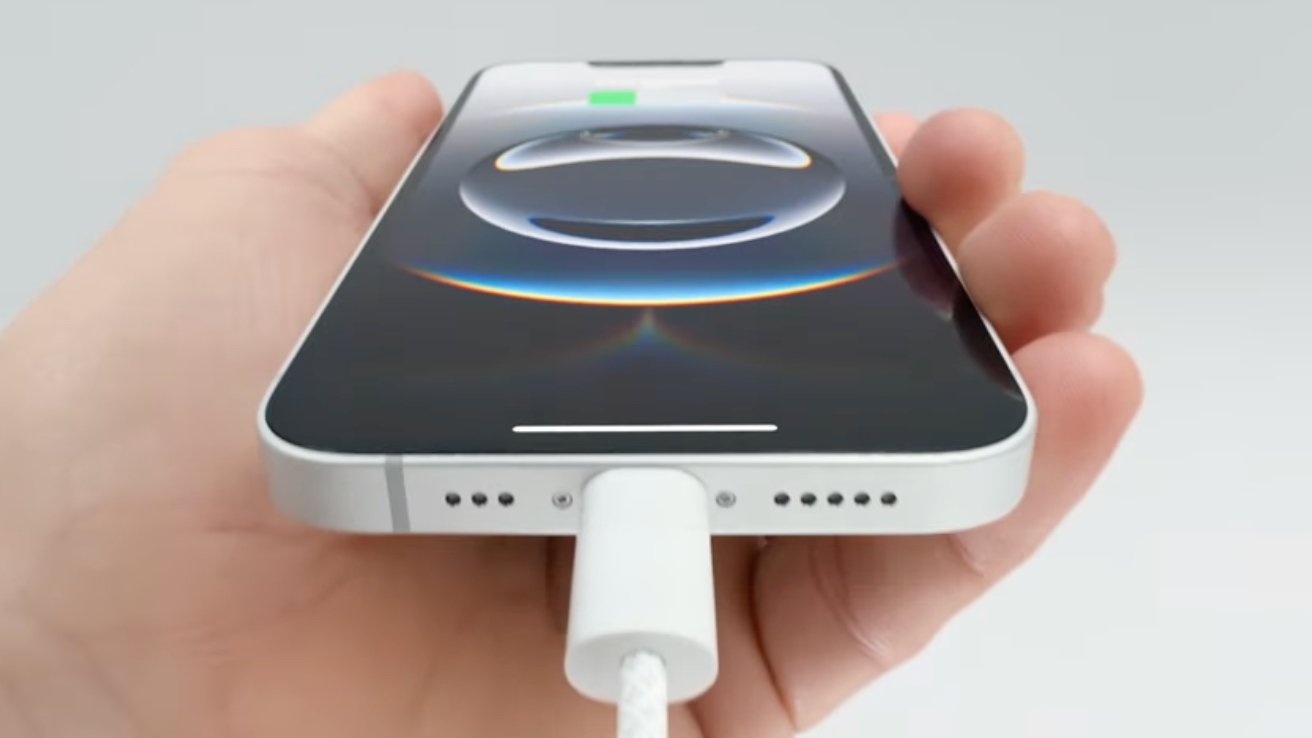 Apple skærer for dybt: MagSafe forsvinder fra iPhone 16e