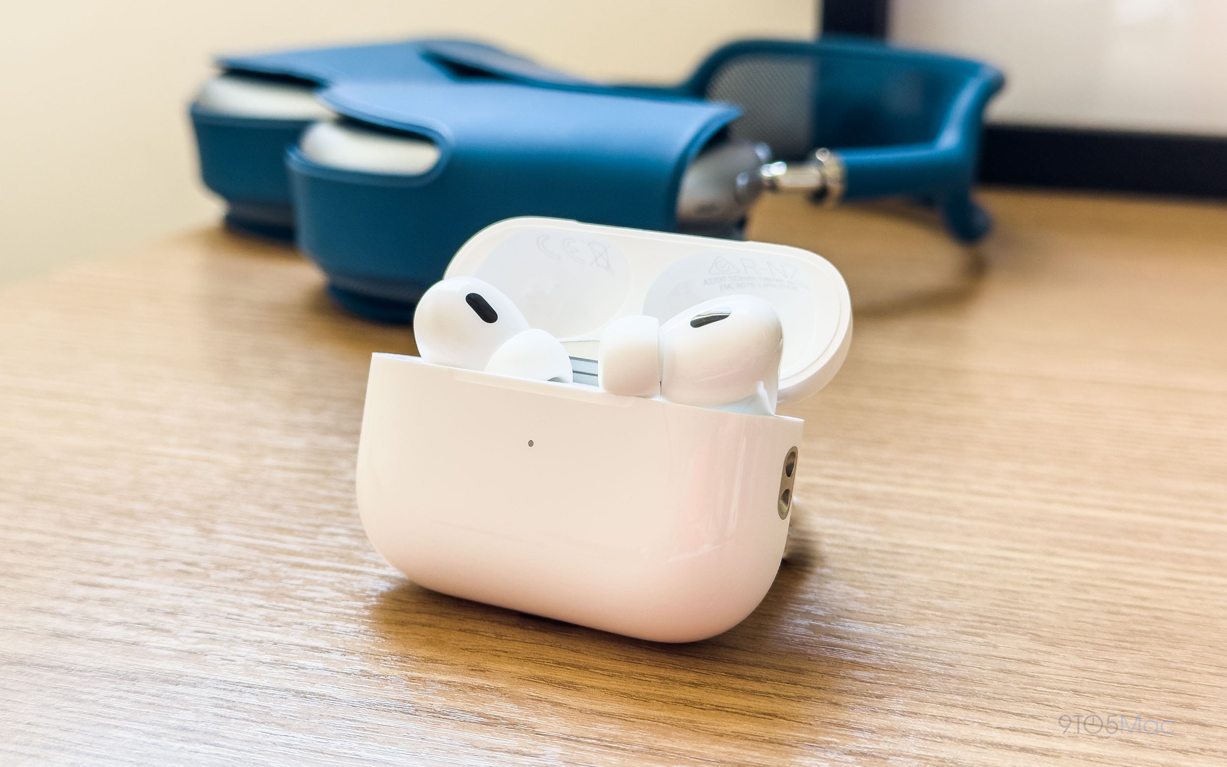 iOS 18 RC bekræfter, at Apple har testet nye sundhedssensorer i sine trådløse earbuds