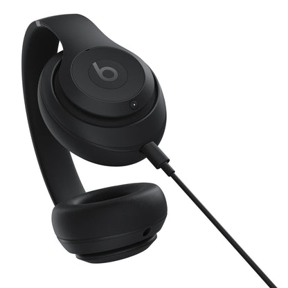 Beats Studio Pro Wireless Headphones — Sort Apple